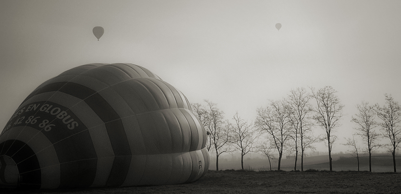 Preparation for a flight / Preparatius per a un vol