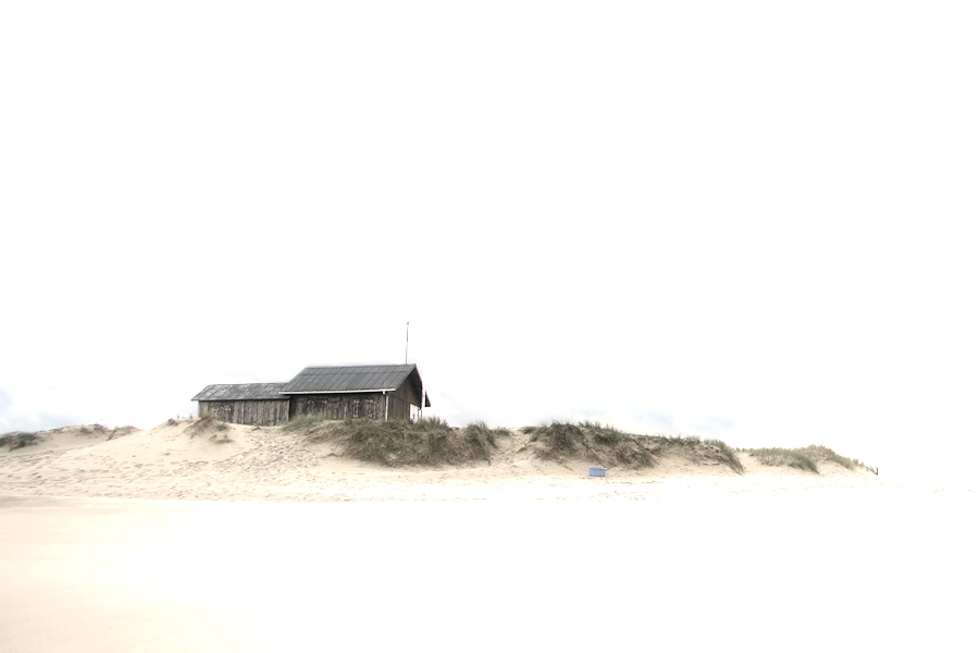 the beach cottage / la cabana de la platja