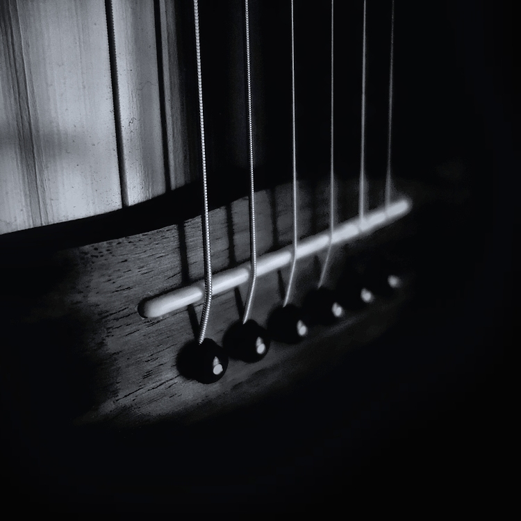 the magic of the strings / la màgia de les cordes