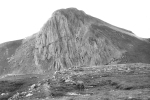 Monte Tremoggia, Monte Camicia e camoscio
